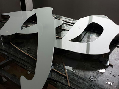 樹脂發(fā)光字